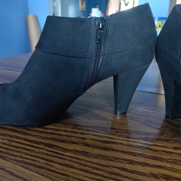 Booties - Picture 2 of 4